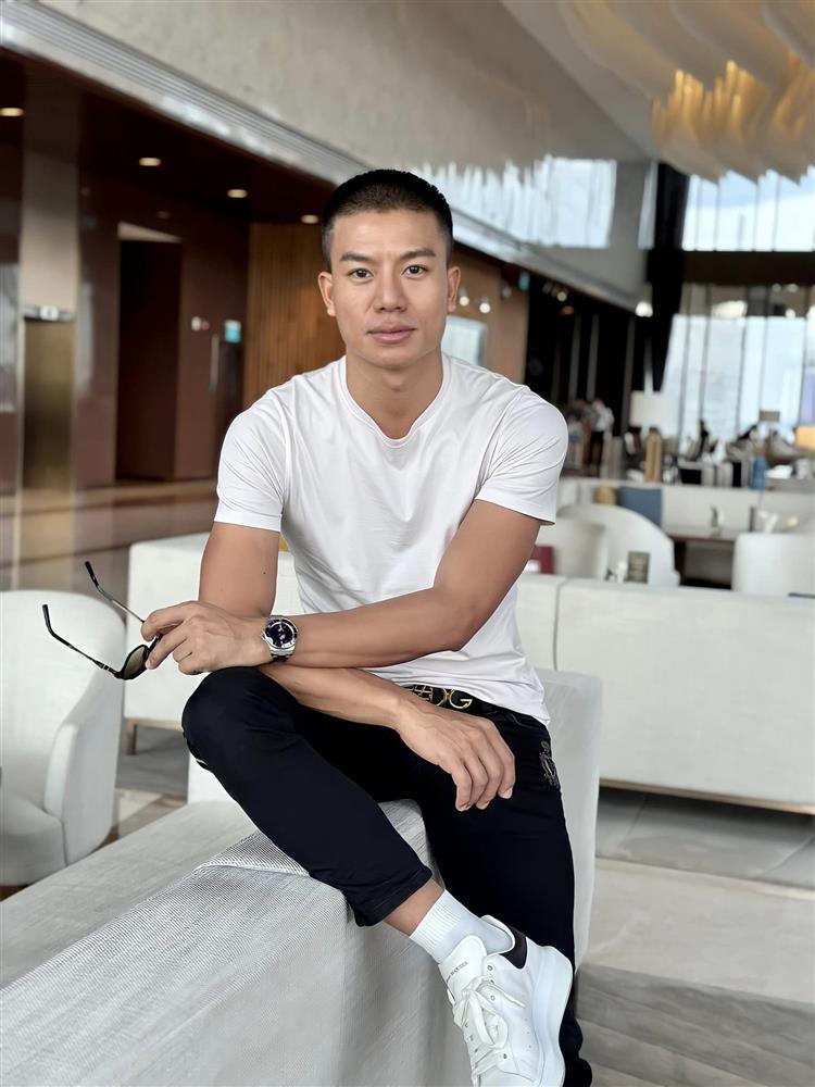 Diễn viên Hiếu Nguyễn thoát chết trong thảm kịch Itaewon-3