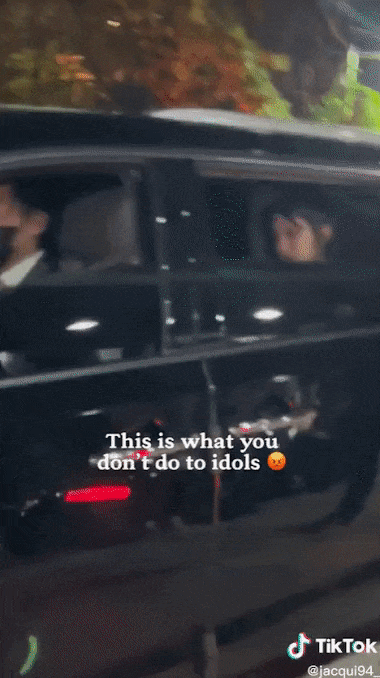 EXID chào hỏi lịch lãm, fan thô lỗ ném đồ bẩn vào xe-4