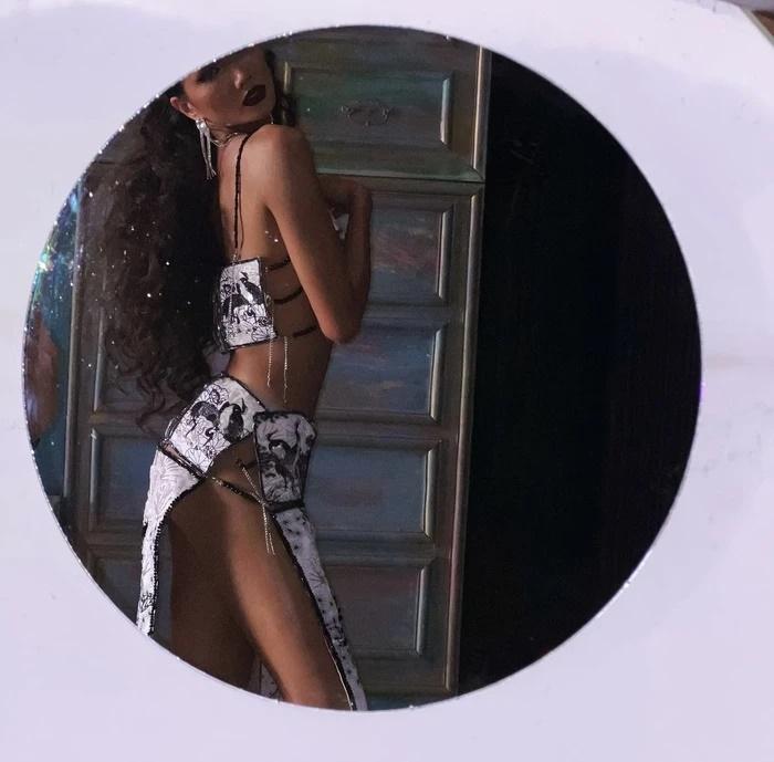 HHen Niê gây thót tim với khoảnh khắc phô trọn đường cong-2