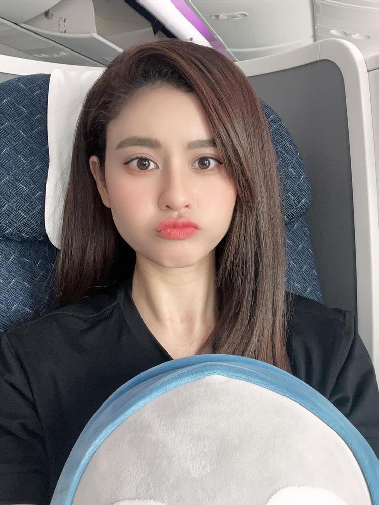 Tin showbiz Việt ngày 1/11: Diễm Hương bị thanh sắt rơi trúng người-12