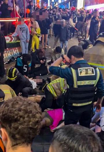 Người Hàn kéo nhau học hồi sức tim phổi sau thảm kịch Itaewon-2