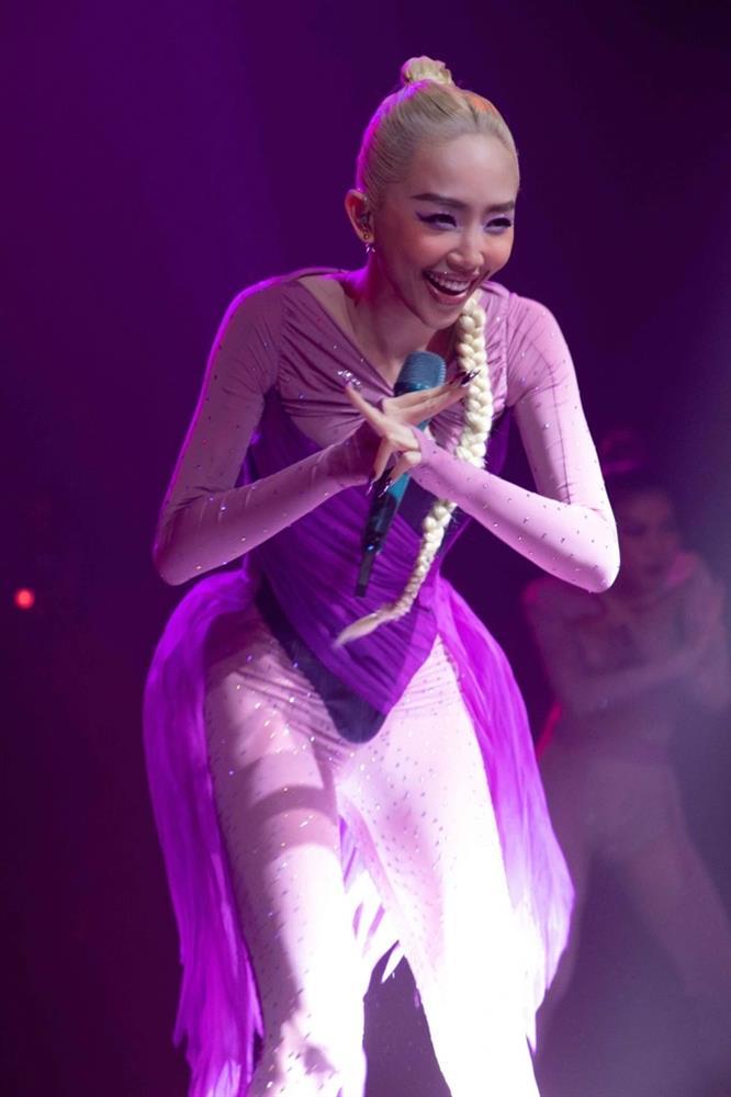 Tóc Tiên tiết lộ phản ứng thú vị của Touliver khi vợ mặc hở hang-2