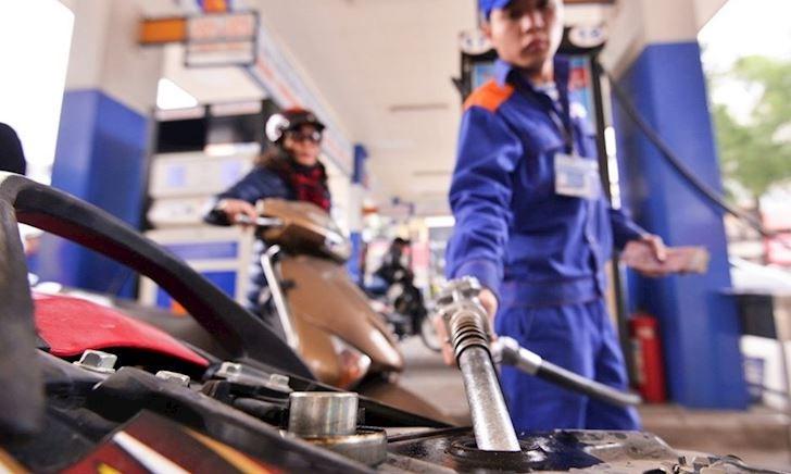 Đổ xăng sáng sớm hay chiều tối: Thời điểm lãi nhất, đổ nhiều không thiệt-2