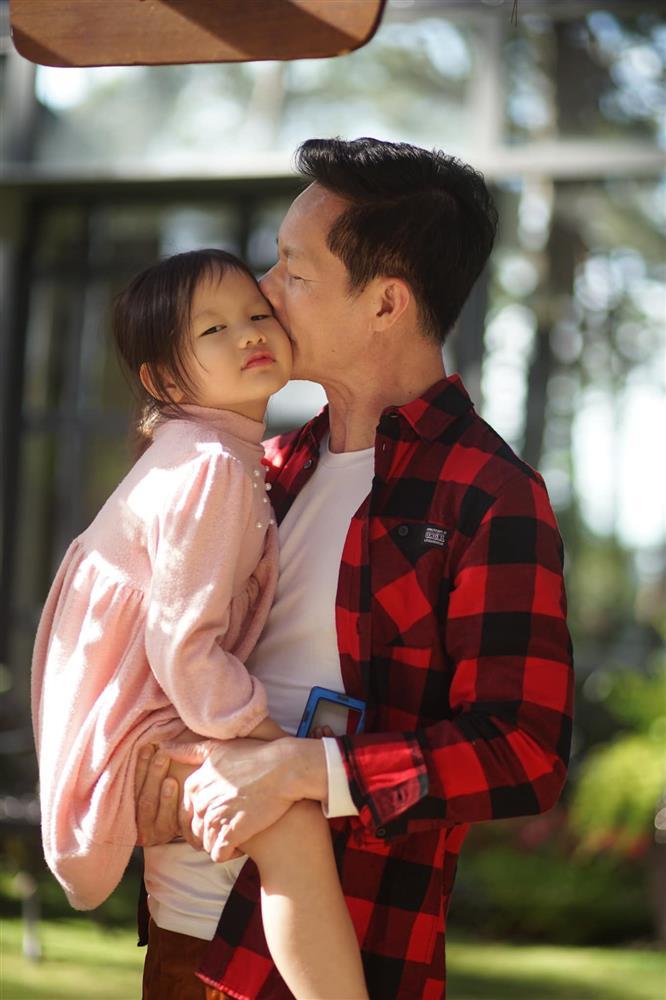 Ông xã Phan Như Thảo: Con xinh giống mẹ, nết xấu giống cha-2