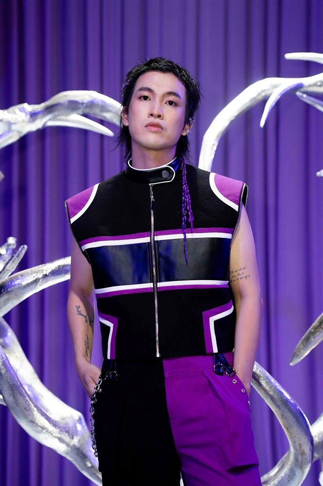 Bố Tóc Tiên ủng hộ con gái chơi tất tay với album mới-8