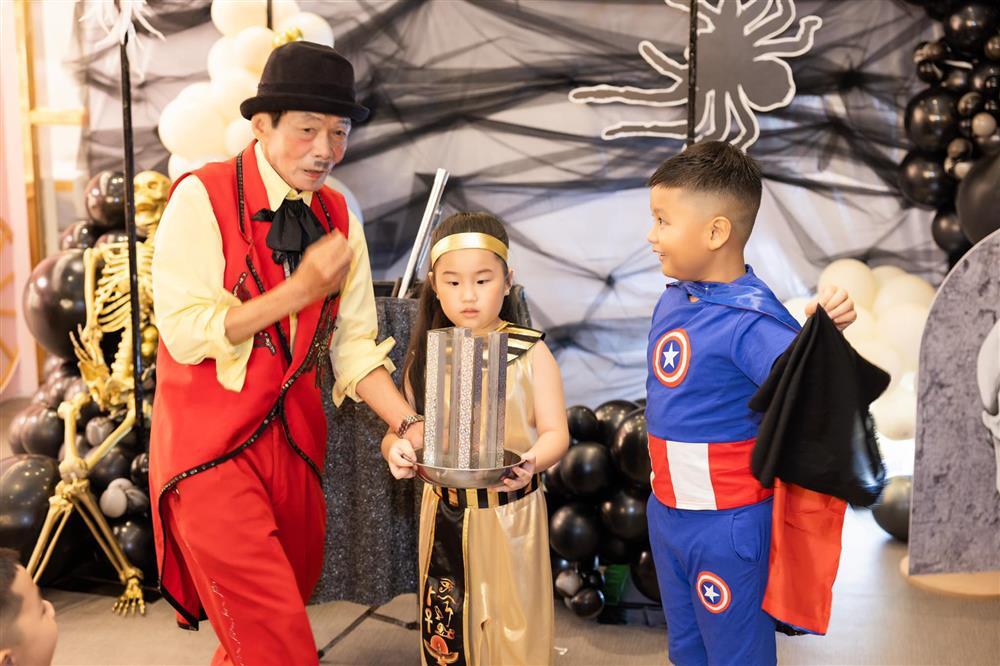 Diệp Lâm Anh một mình tổ chức sinh nhật cho con gái-11