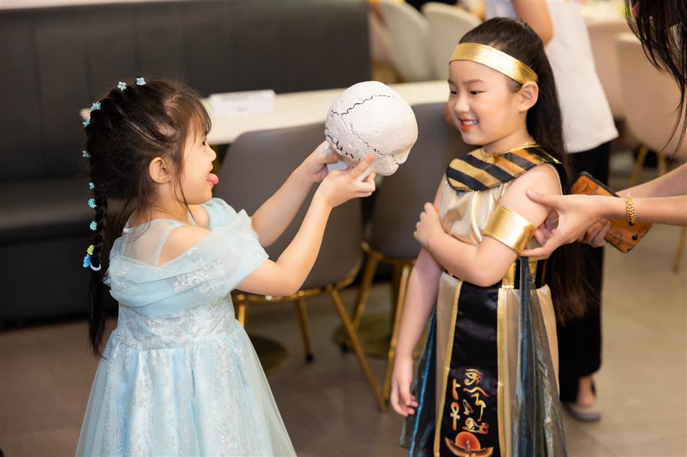 Diệp Lâm Anh một mình tổ chức sinh nhật cho con gái-15