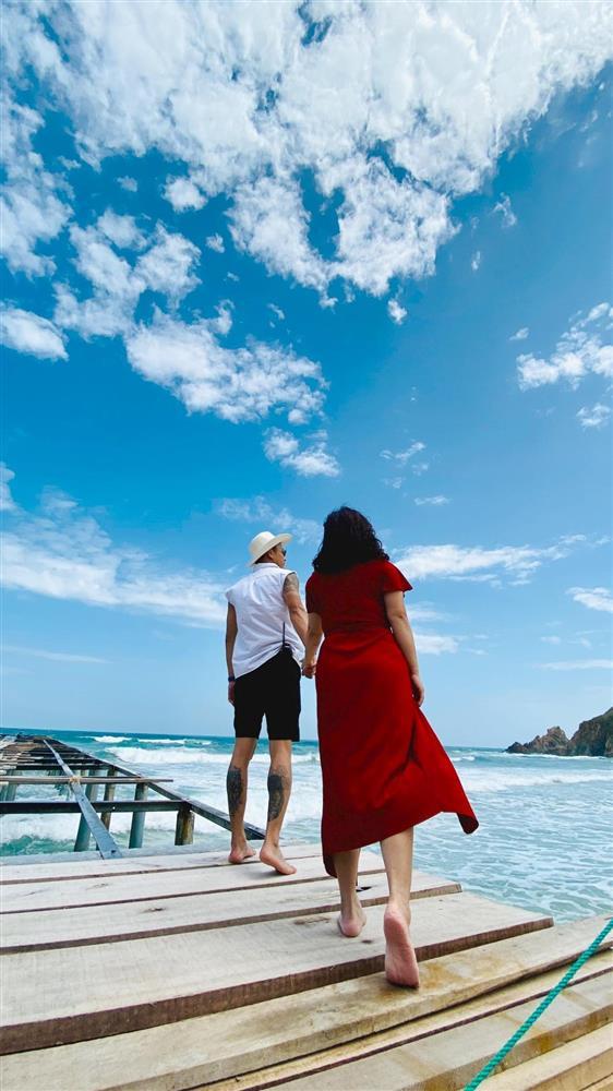 Hồng Đăng cảm ơn vợ không buông tay sau 14 năm kết hôn-1