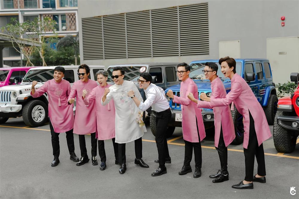 Ông xã Lê Âu Ngân Anh xả full ảnh đám hỏi, có khoảnh khắc cực hài-3