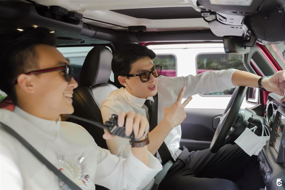 Ông xã Lê Âu Ngân Anh xả full ảnh đám hỏi, có khoảnh khắc cực hài-4