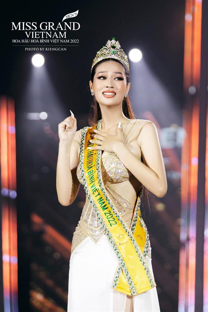 Tiểu Vy - Thiên Ân - Tường San: Toàn face đỉnh, ai hơn ai?-12