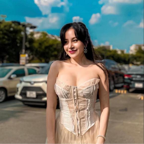 Bà Tưng kể về mẹ và bà ngoại, tiết lộ cả hai bị chê ngoại hình-1