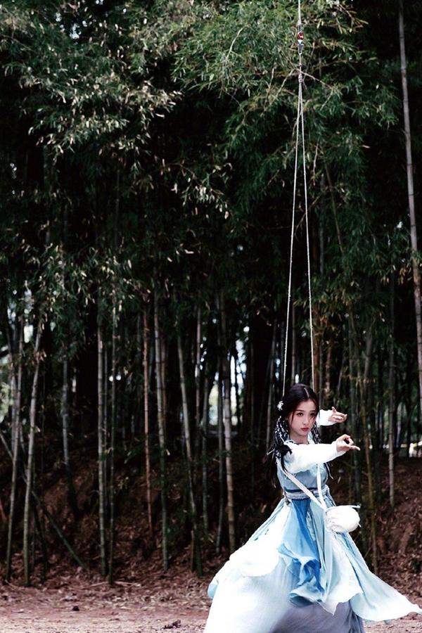 Tạo hình Ngu Thư Hân trong Tiên Kiếm Kỳ Hiệp 6-1