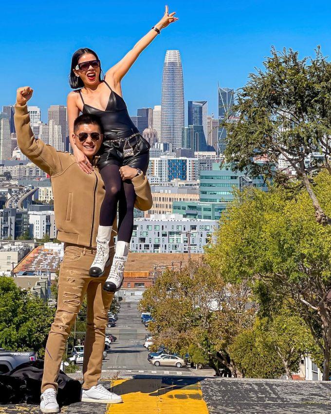 Lâm Bảo Châu làm việc gì mà luôn dính như sam với Lệ Quyên?-8