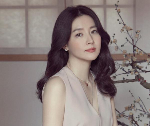 Lee Young Ae trả phí đưa thi thể nạn nhân thảm kịch Itaewon về nước-2