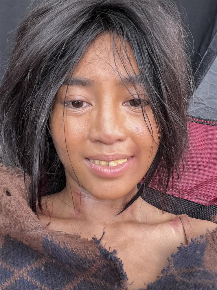 Lan Ngọc khoe cả thiên hạ mình xài photoshop để sống ảo-12