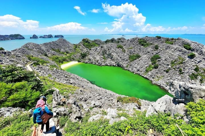 Ngắm ngọn hải đăng cổ bậc nhất Việt Nam nằm trên đảo hoang sơ-3