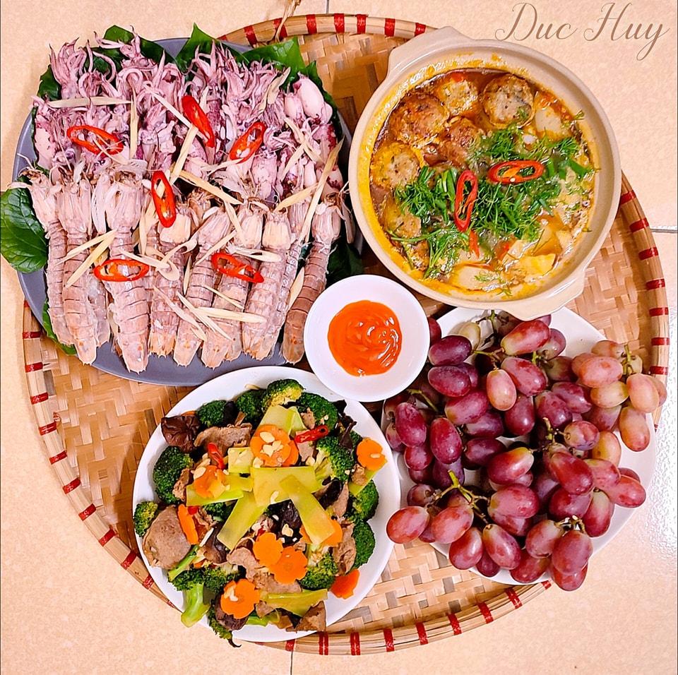 Chồng người ta khiến chị em ái mộ với loạt mâm cơm nấu cho vợ-3