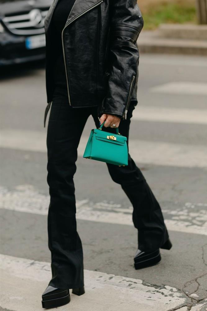 Quần ống loe tái xuất, tín đồ thời trang săn đón nhiệt tình-2