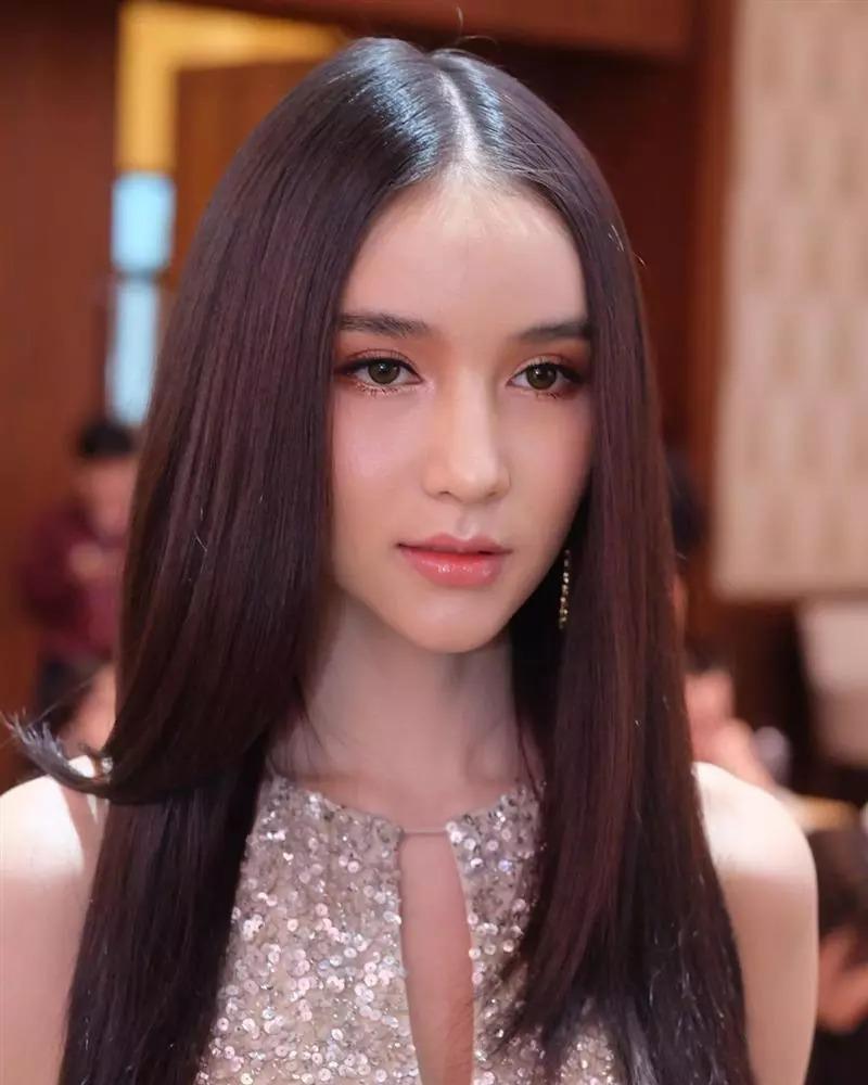 Số phận Hương Giang khi chụp cùng 2 hoa hậu Thái tuyệt sắc-6