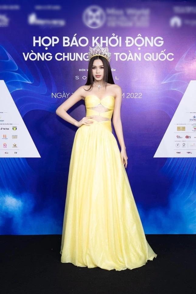 Đỗ Thị Hà bị dìm dáng ở Chung khảo Hoa hậu Việt Nam 2022-8