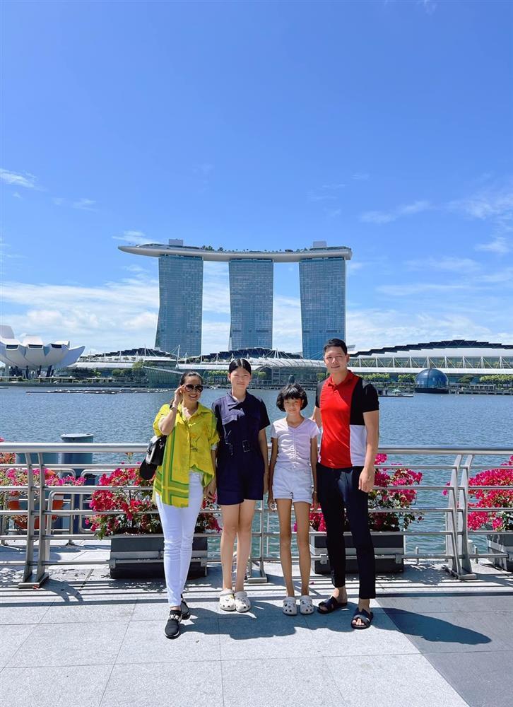 2 ái nữ thừa hưởng gen chân dài siêu mẫu của Bình Minh-5