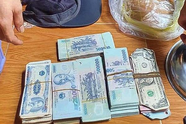 Bắt nữ cán bộ địa chính xã làm sổ đỏ cho dân lấy 1,3 tỷ đồng-2