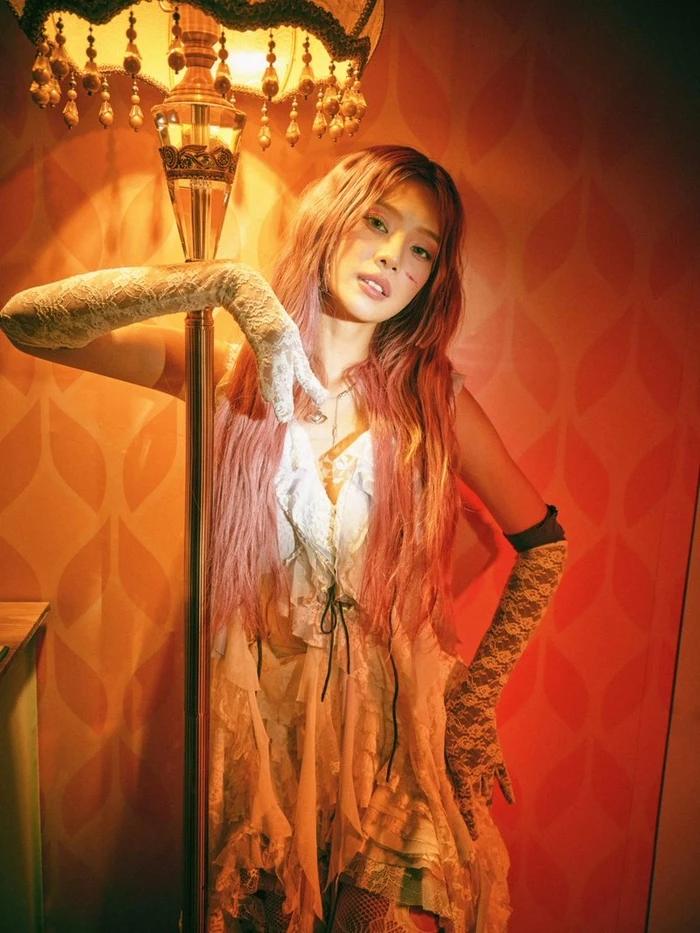 Hoàng Yến Chibi gây tranh cãi vì rủ loạt sao PR bài hát mới-1