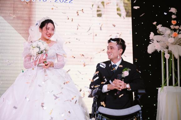 Chàng trai không chân khoe ảnh thời mới hẹn hò bà xã-5