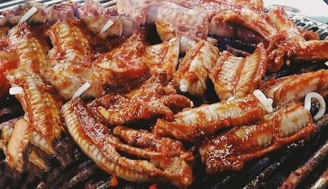 Loại cá có hình dạng đáng sợ nhưng được các bà nội trợ săn lùng-2