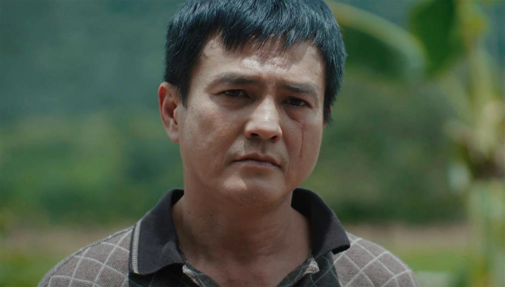 Chi tiết gây tranh cãi trong phim Mẹ Rơm-2