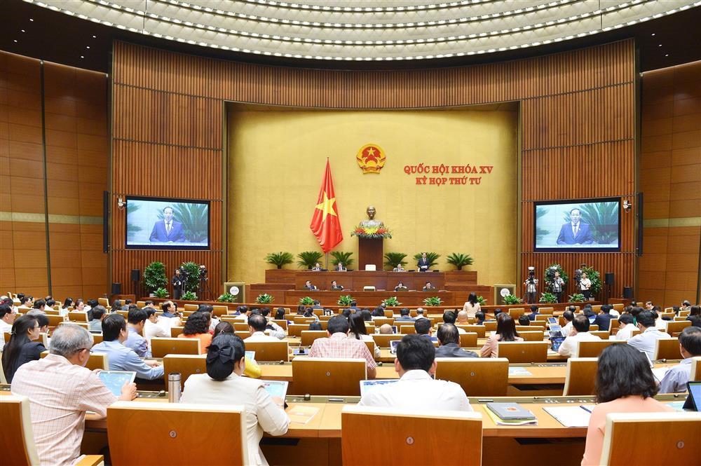 Trình Quốc hội xem xét việc bổ sung nơi sinh vào hộ chiếu mới-1