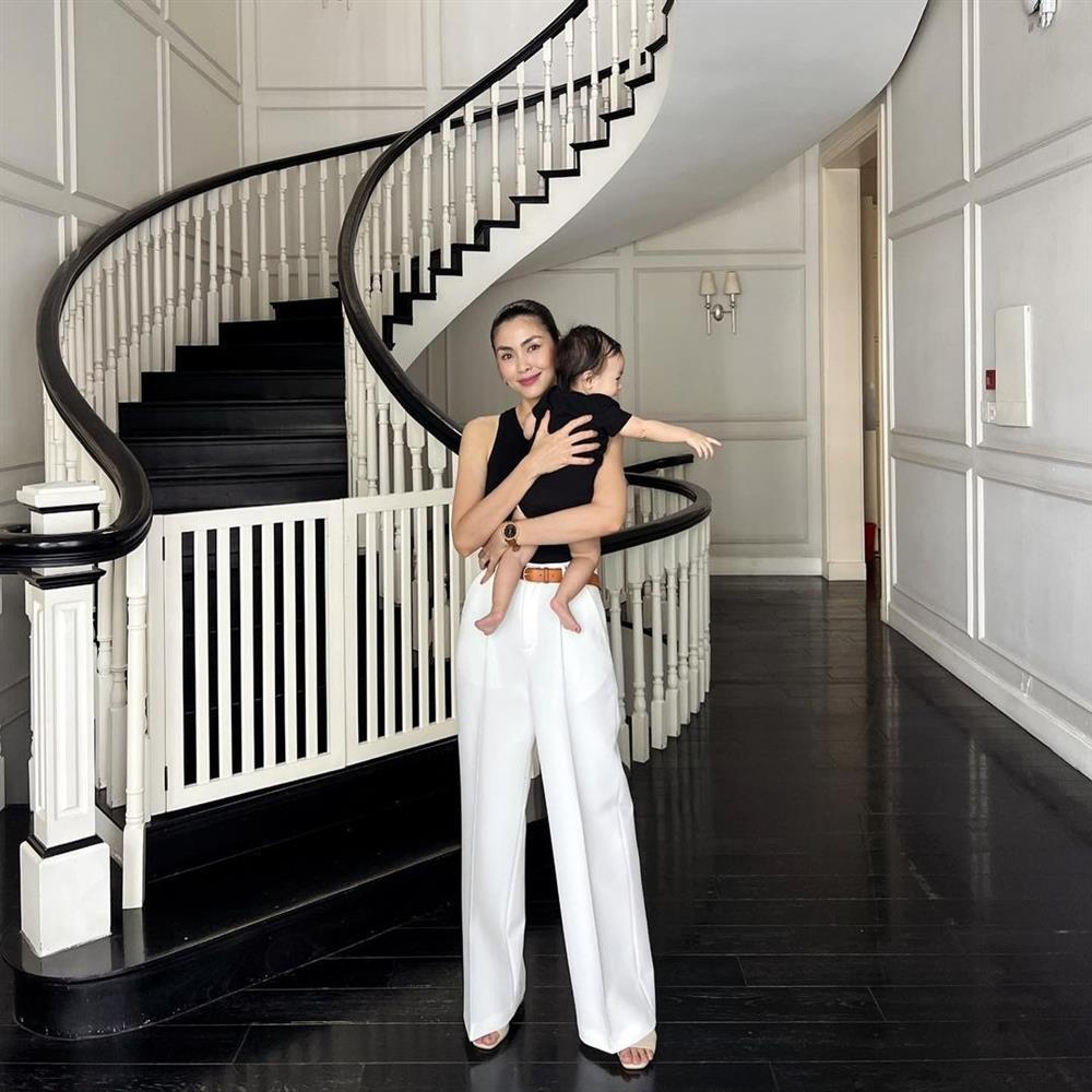 Tăng Thanh Hà lên đồ cô dâu, làm tiệc lớn kỷ niệm 10 năm cưới-9