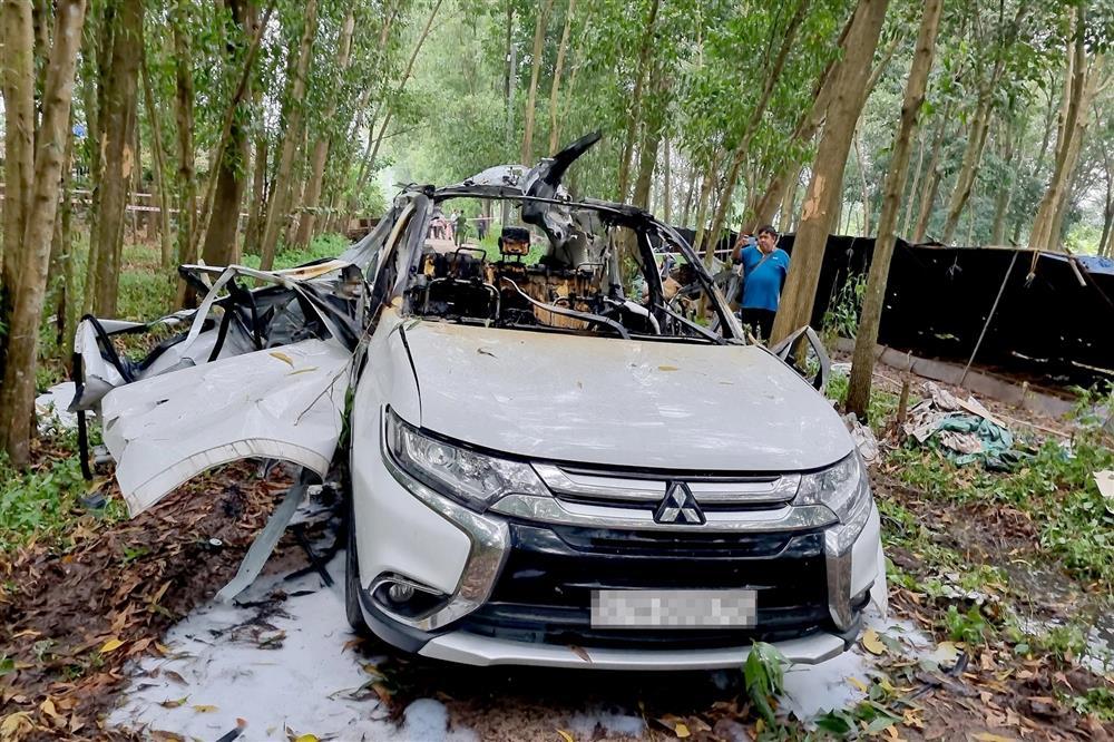 Danh tính tài xế chết cháy trong ô tô phát nổ ở TPHCM-1