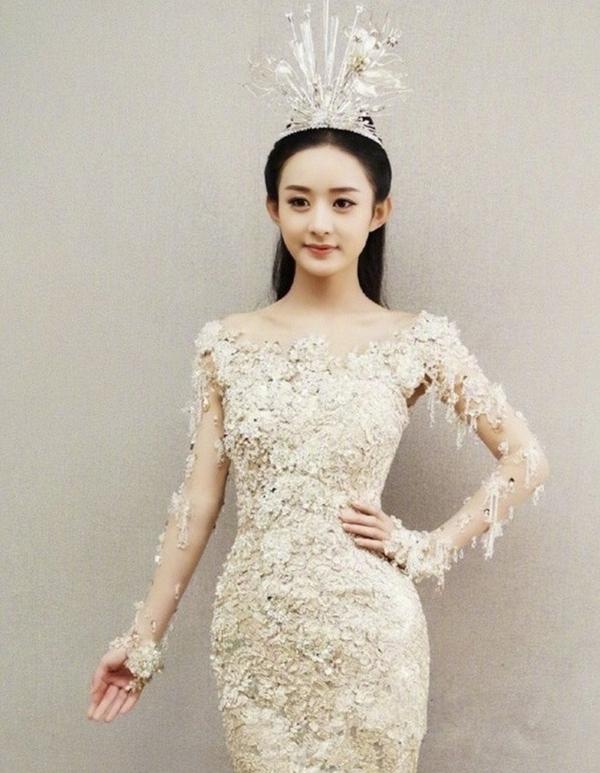 8 Nữ thần Kim Ưng: Địch Lệ Nhiệt Ba - Triệu Lệ Dĩnh ấn tượng nhất-5