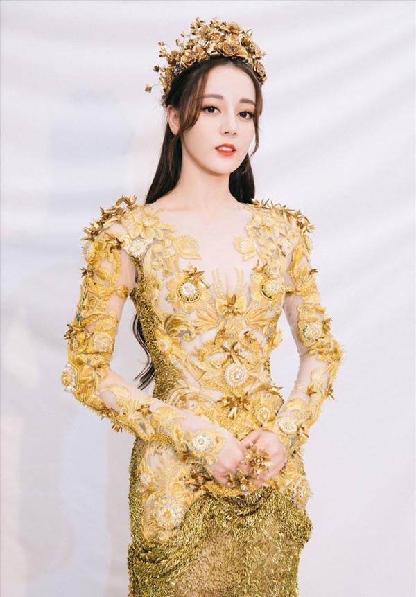 8 Nữ thần Kim Ưng: Địch Lệ Nhiệt Ba - Triệu Lệ Dĩnh ấn tượng nhất-7