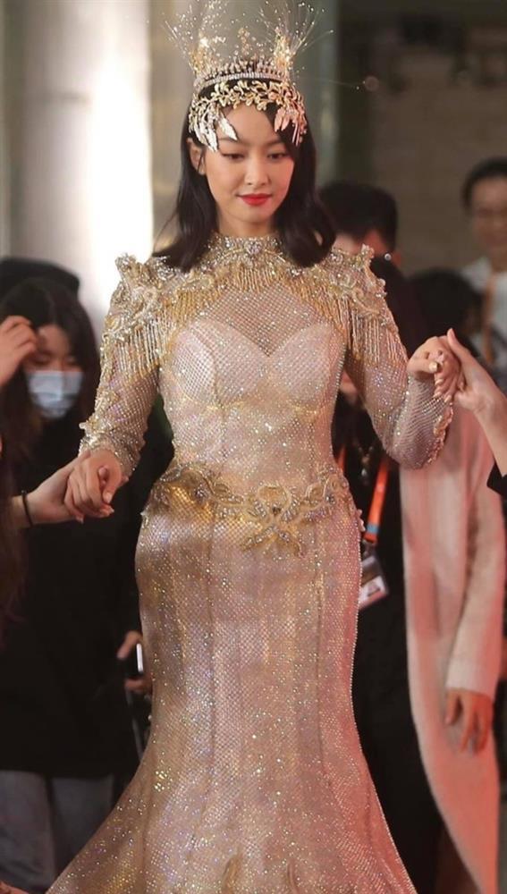 8 Nữ thần Kim Ưng: Địch Lệ Nhiệt Ba - Triệu Lệ Dĩnh ấn tượng nhất-8