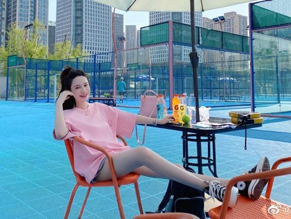 Sau bê bối ngoại tình, tình cũ cựu chủ tịch Taobao vẫn mặc đẹp miễn chê-11