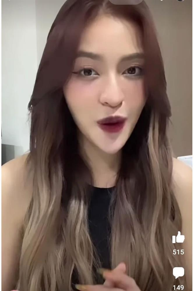 Giật mình không nhận ra hot girl trứng rán, mặt đơ cằm nhọn hoắt-3