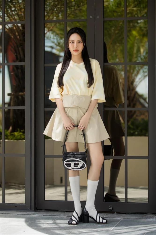 Diệu Nhi khui ảnh năm 2000: Tóc dập xù, môi hồng cánh sen-3