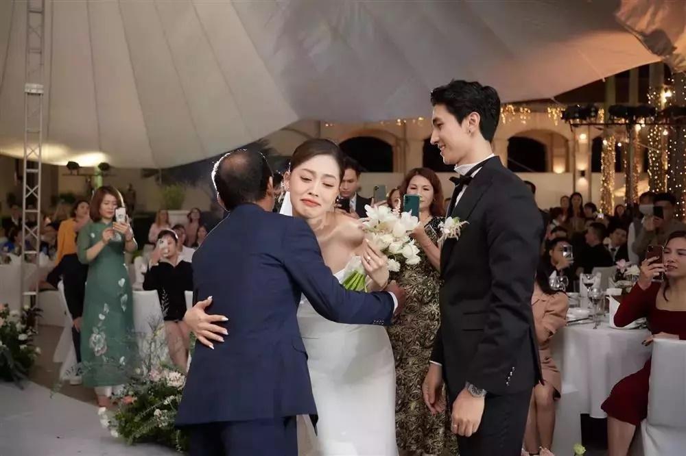 Bình An hé lộ cuộc sống tân hôn với Á hậu Phương Nga-4