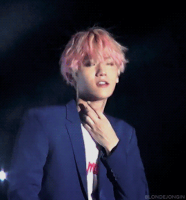 Mỹ Tâm gặp sự cố siêu hài giống các idol Kpop trong liveshow Tri Âm-5