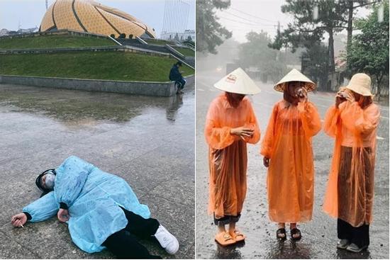 Tiết kiệm tiền đi du lịch, nam thanh nữ tú thẫn thờ vì mặc áo mưa cả ngày