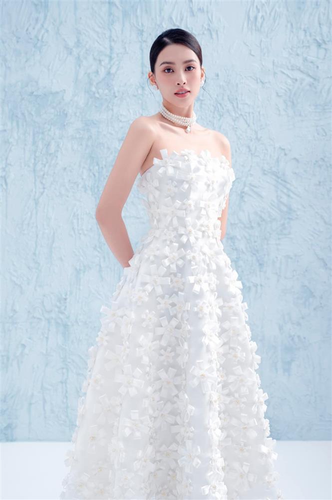 Vy Oanh đụng hàng Tiểu Vy: Mẹ 3 con có bị hoa hậu Gen Z lấn át?-7