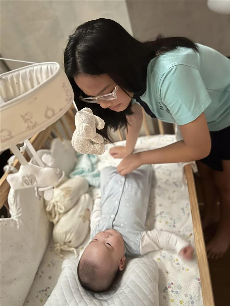 Điểm chung ngoại hình 3 con gái Phạm Quỳnh Anh-3