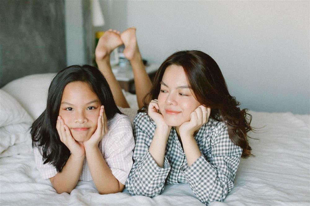 Điểm chung ngoại hình 3 con gái Phạm Quỳnh Anh-8
