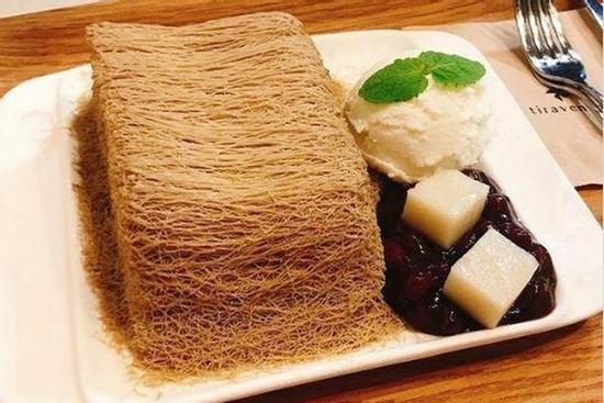 Biến đá bào thành món ăn hút khách nhờ ngoại hình vạn người mê