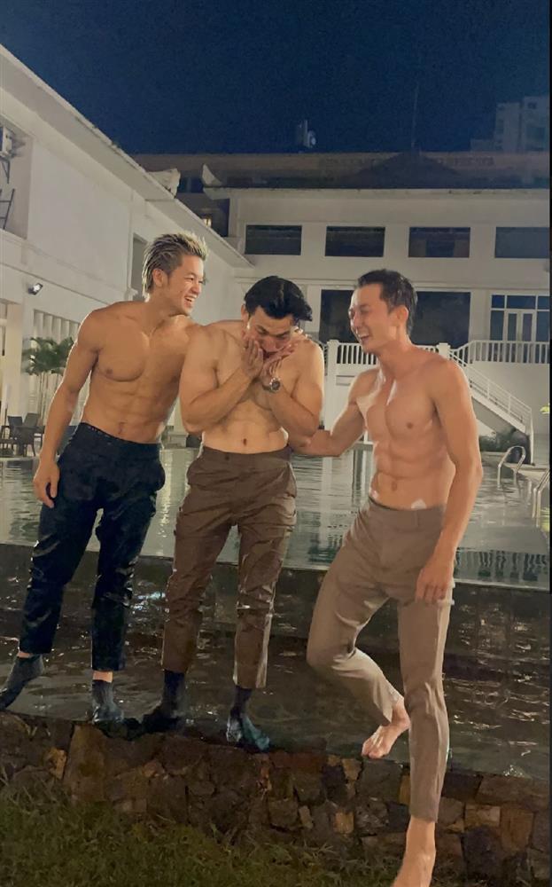 Quẩy đám cưới Masew, Liên Bỉnh Phát - Trọng Hiếu lộ body 6 múi-8