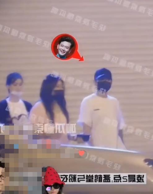 2 nam nghệ sĩ Trung Quốc vào khách sạn với 3 cô gái-2