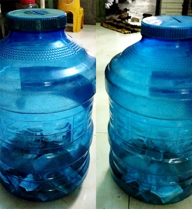 Bé gái tiết kiệm được 2kg tiền lẻ, mang đi mua vàng tặng bố mẹ-4